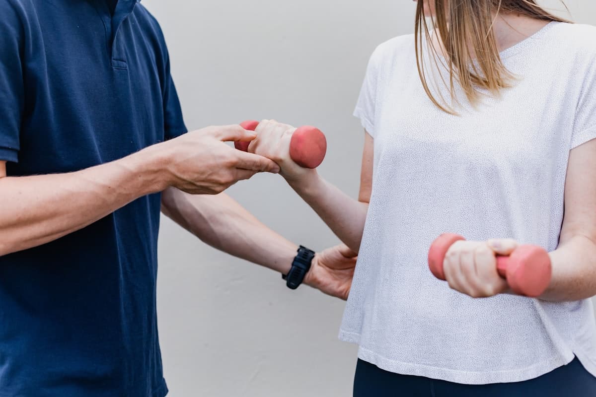 Kas Yırtığı (Strain): Nedenleri, Belirtileri ve Fizyoterapi ile İyileşme — Fzt. Senem Elmalı, Bahçelievler fizyoterapi